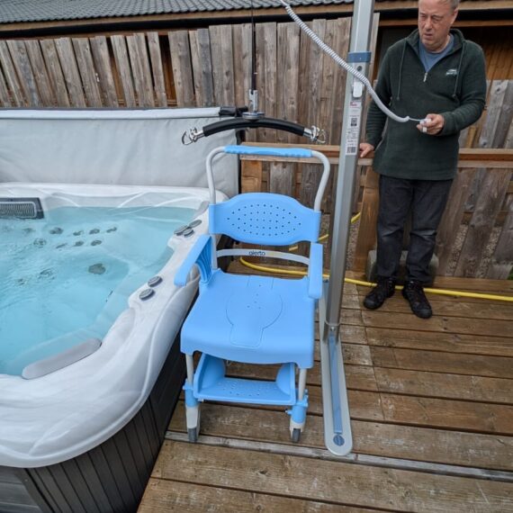 Gantry hoist & shower chair_Mid Wales Lodges_3
