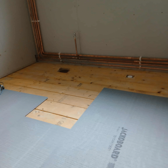 Underfloor heating in bathrooms_Oak Lodge_September 2025_3
