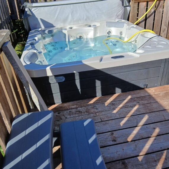 Mid Wales Lodges_filling hot tub