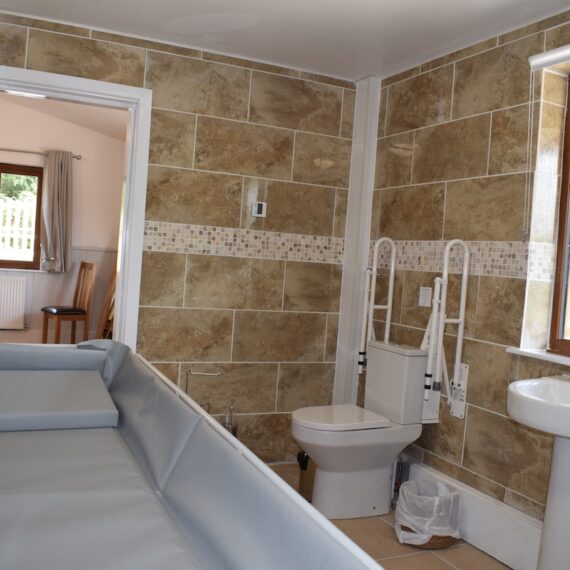 Oak Lodge_bathroom_5
