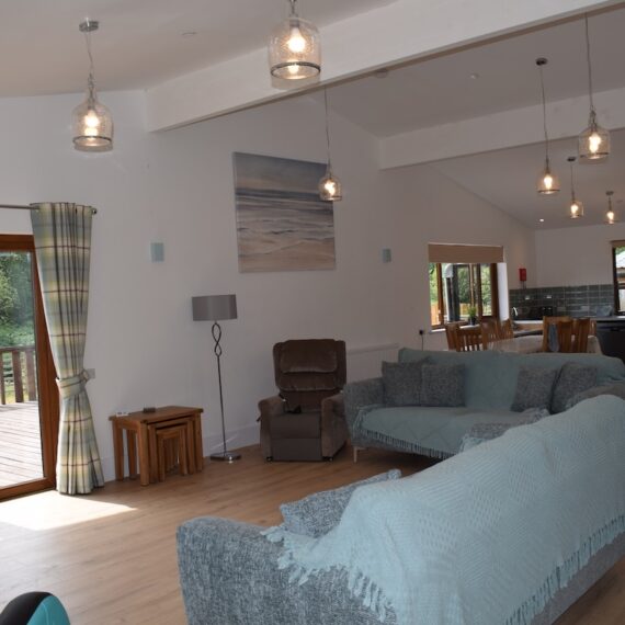 Oak Lodge_lounge_3